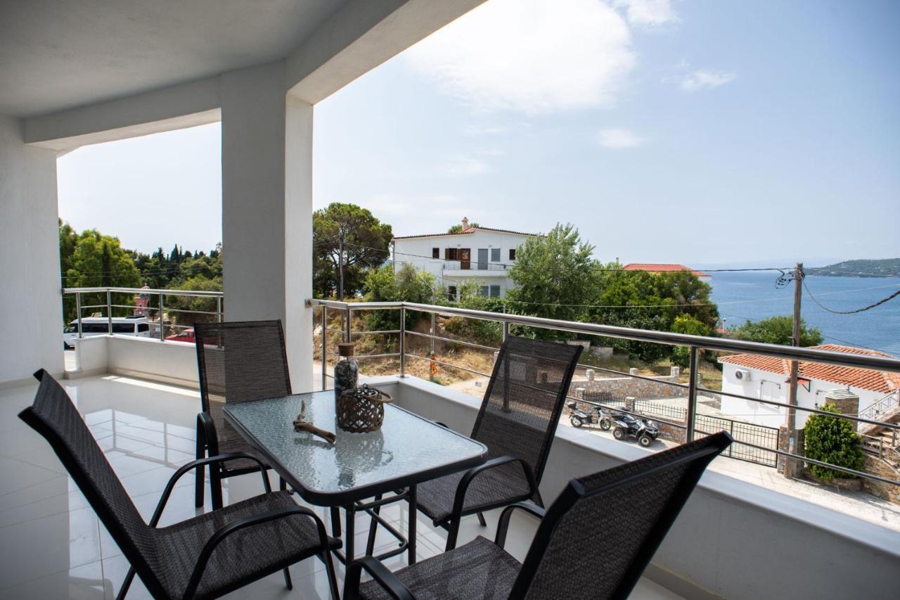 Iridanos Apartments Skiathos-stad Buitenkant foto